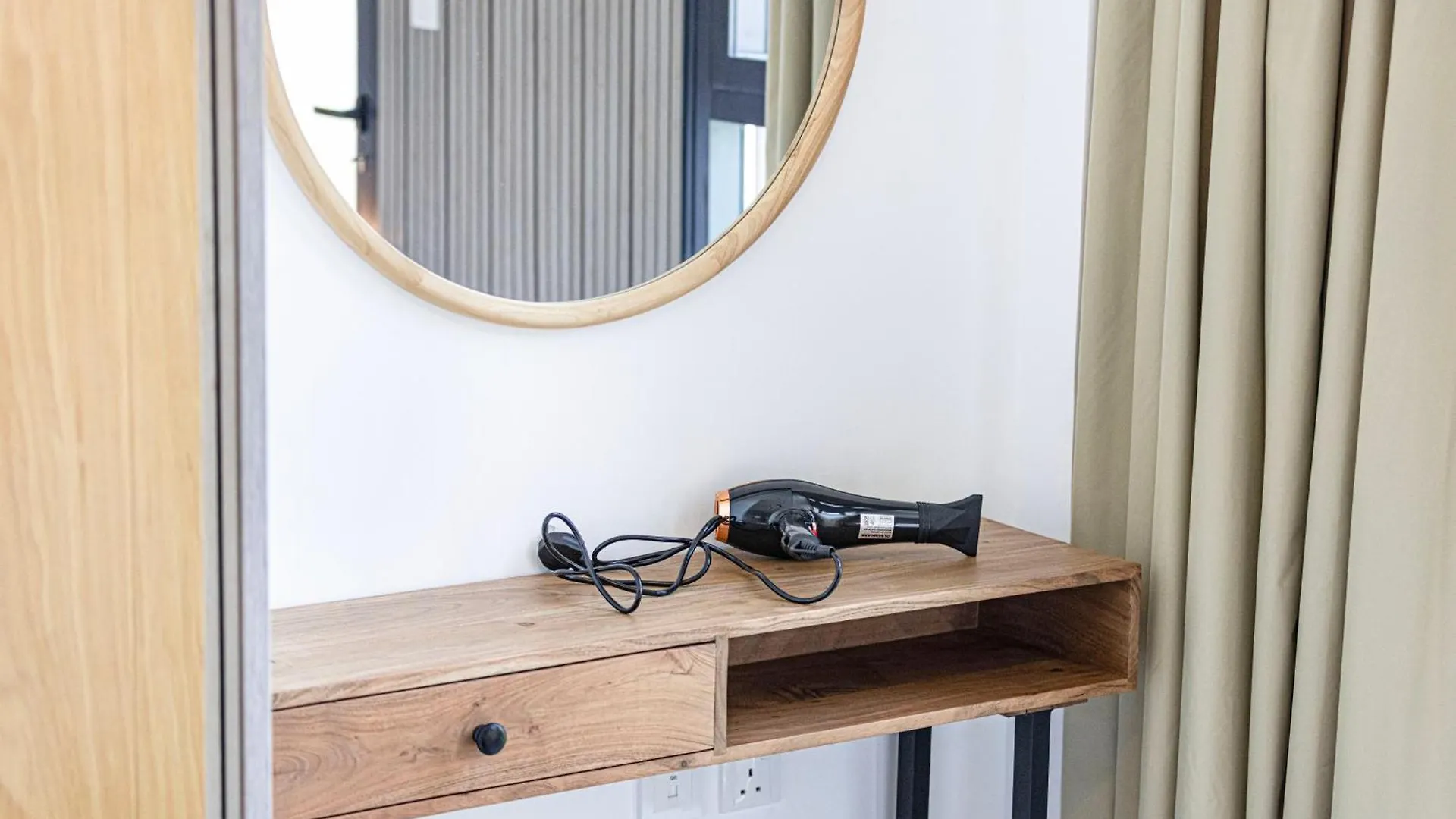 1Br Skyview Penthouse By Blue Cloud Holidays シャルジャ