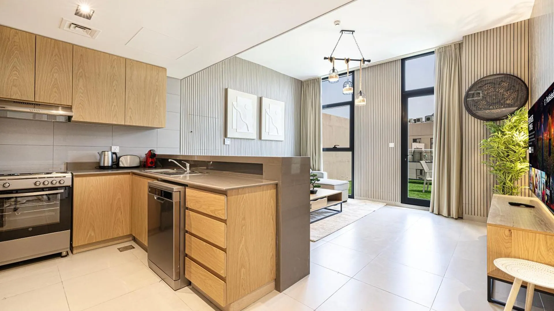 1Br Skyview Penthouse By Blue Cloud Holidays シャルジャ 0*,