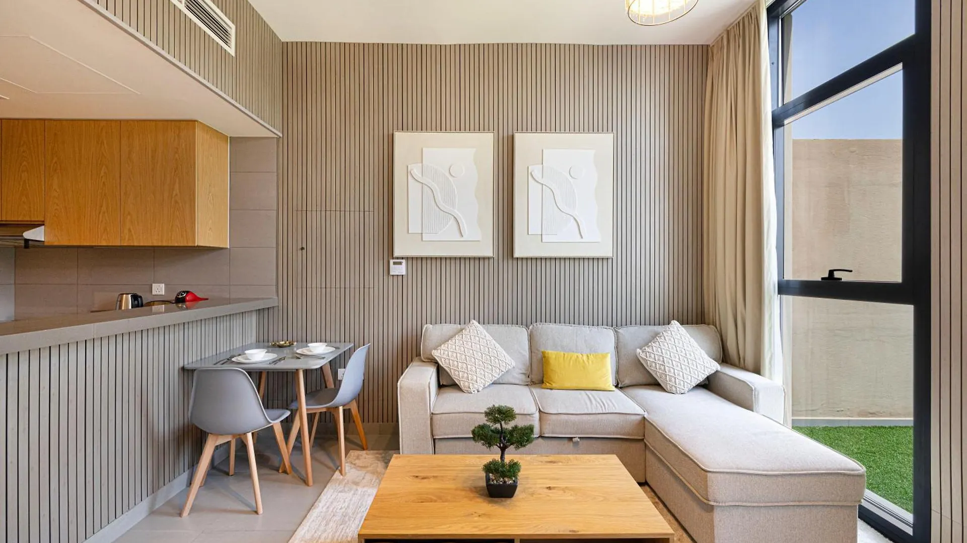 Apartment 1Br Skyview Penthouse By Blue Cloud Holidays Sharjah