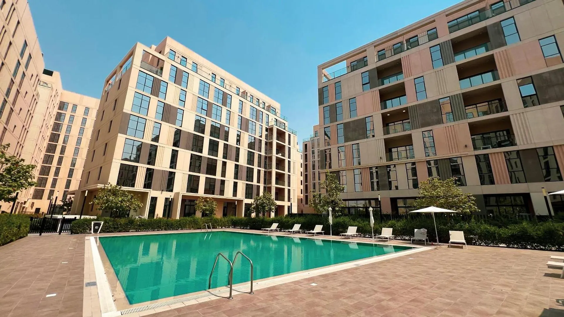 1Br Skyview Penthouse By Blue Cloud Holidays シャルジャ アパート