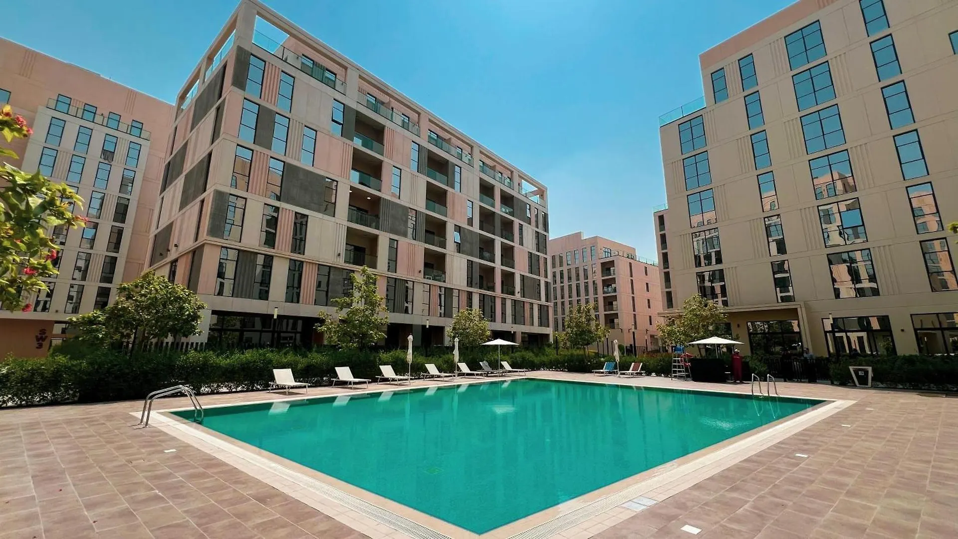 1Br Skyview Penthouse By Blue Cloud Holidays シャルジャ